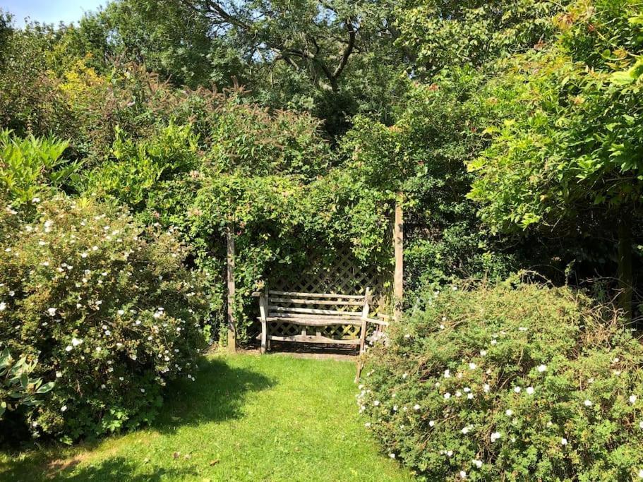 St Anthony'S, Bright Perkily Decorated 3 Bedroom House Ampleforth Exteriér fotografie